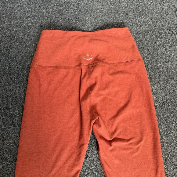 Beyond Yoga Spacedye Caught in the Midi 7/8 Leggings Warm Clay Heather Sz Med - Picture 3 of 8